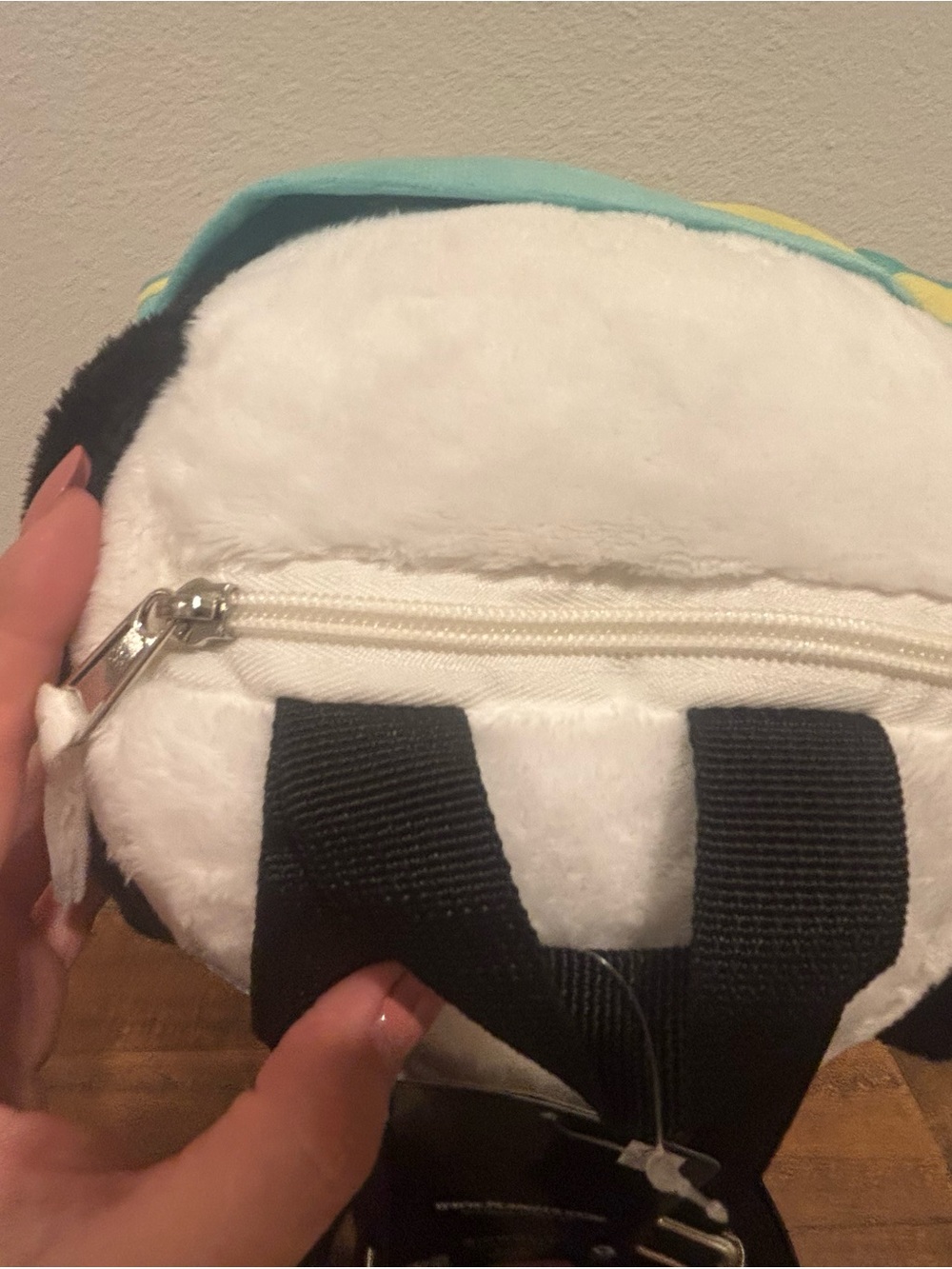 Peanuts Snoopy Plush Backpack-Hot Topic - Picture 7 of 15
